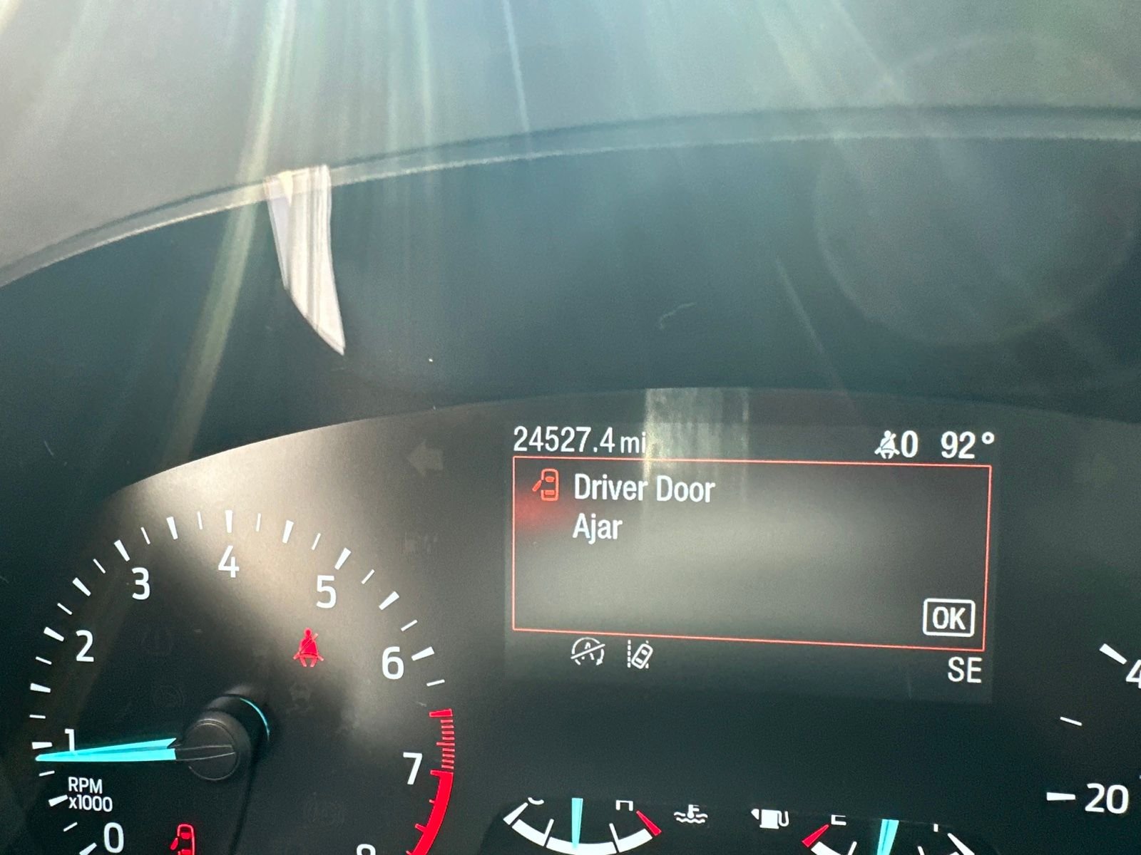 Used 2020 Gold Ford SE image 4