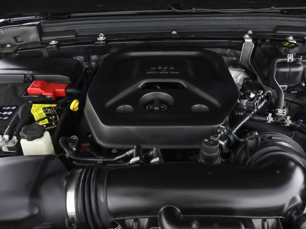 Used 2025 Black Jeep Sport S image 18