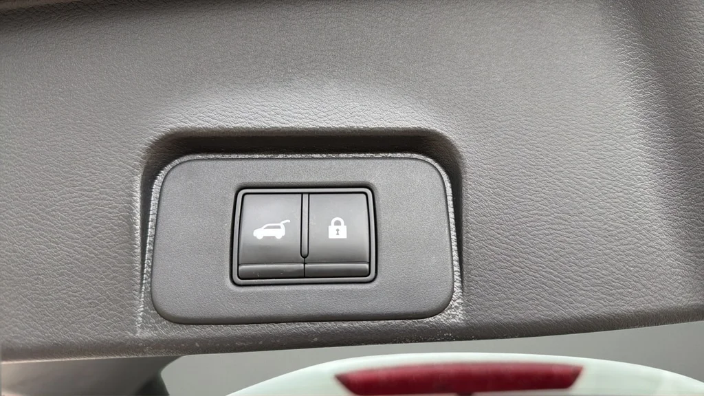 Certified Used 2023 Pearl White Tricoat Nissan SV image 14