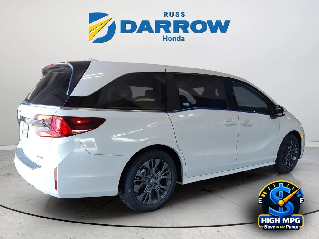 New 2026 Platinum White Pearl Honda Touring image 5