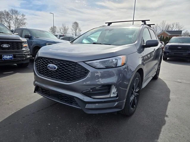 Used 2024 Carbonized Gray Metallic Ford ST Line image 3