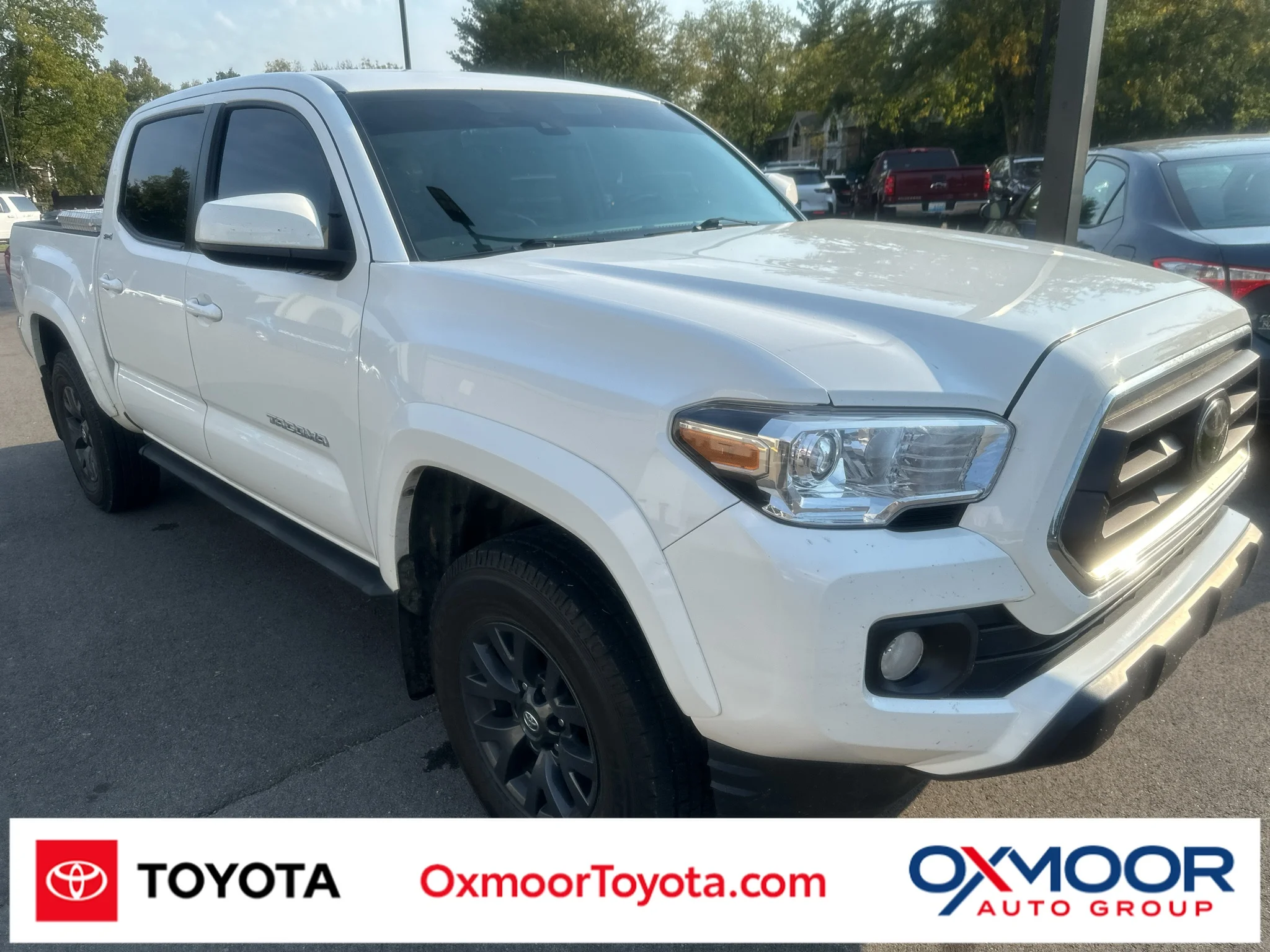 Used 2023 Ice Cap Toyota SR5 image 1