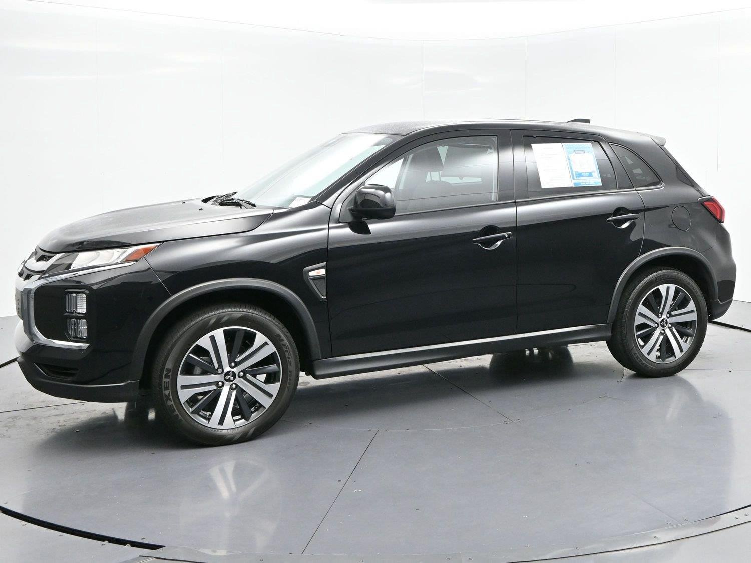 Used 2023 Labrador Black Pearl Mitsubishi ES image 3
