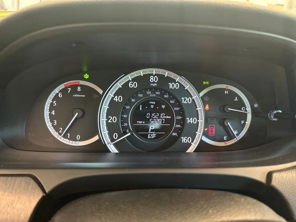 Used 2015 Gray Honda EX-L image 11