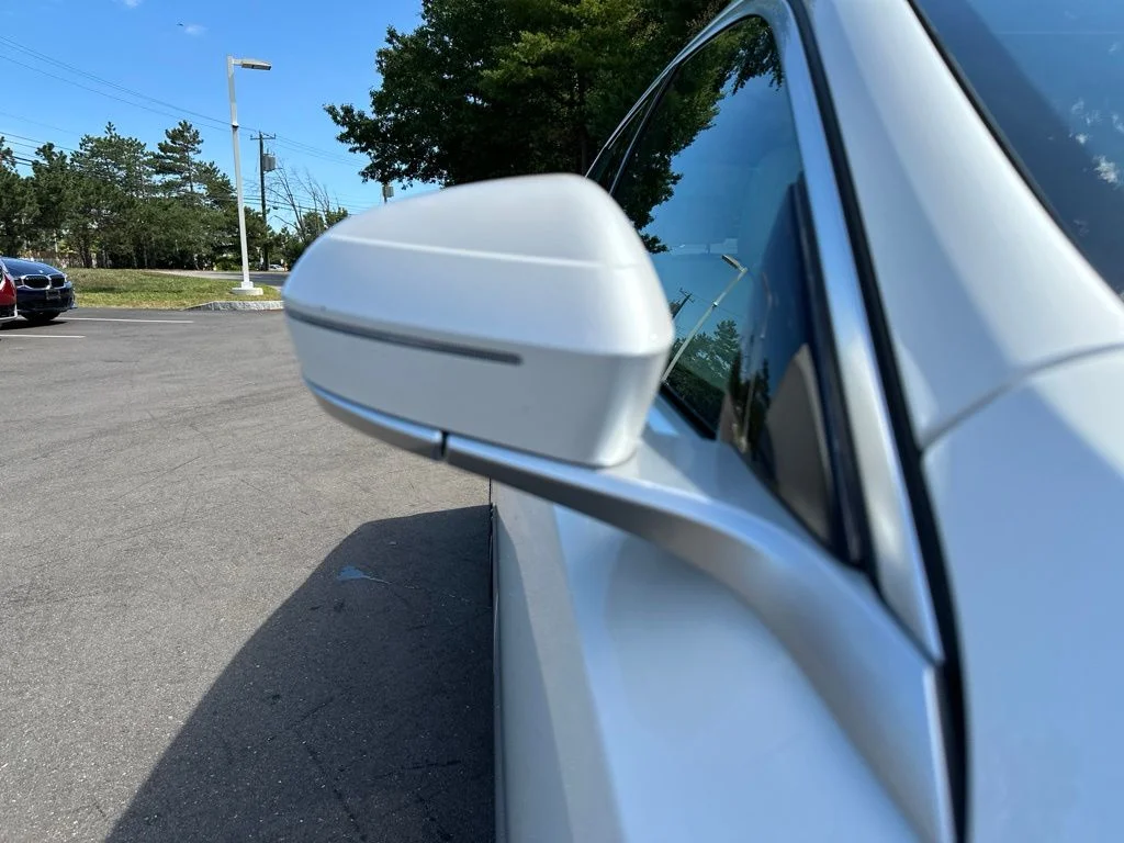 Used 2026 Mineral White Metallic BMW 530i xDrive image 31