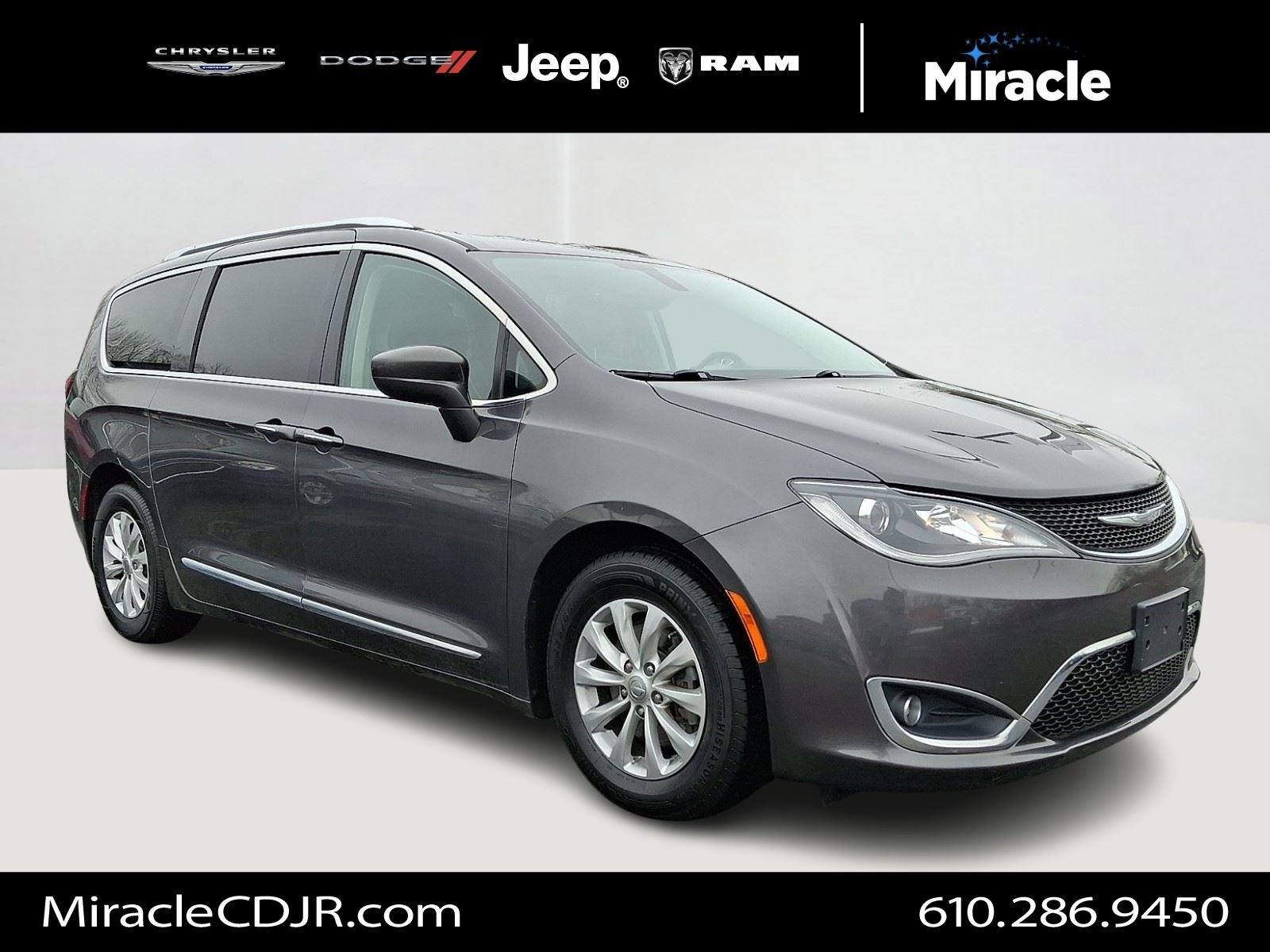 2018 Chrysler Pacifica Touring L