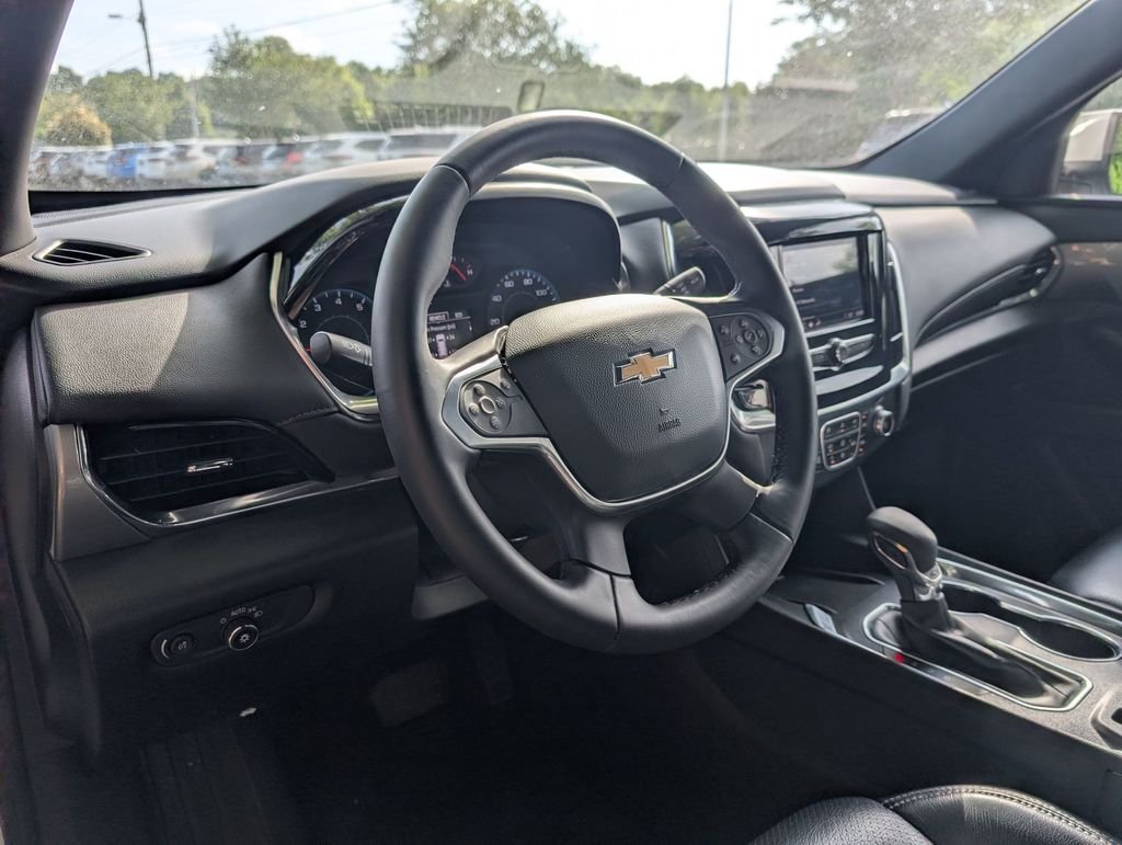 Used 2023 White Chevrolet LT image 30