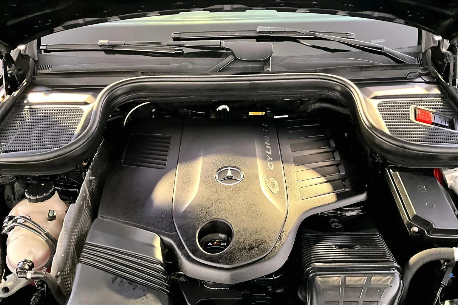 Used 2024 Black Mercedes-Benz GLE 450 image 30