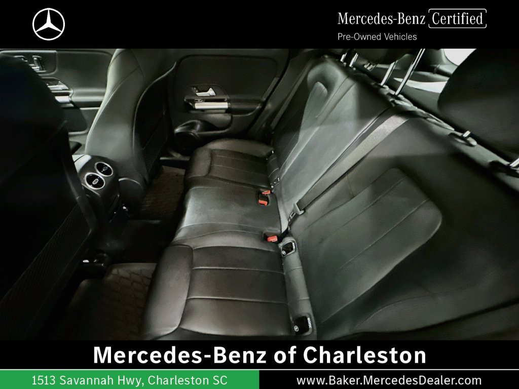 Used 2025 Black Mercedes-Benz GLA 250 image 23