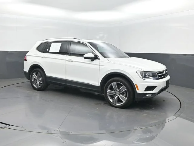 Used 2021 White Volkswagen 2.0T SEL image 34