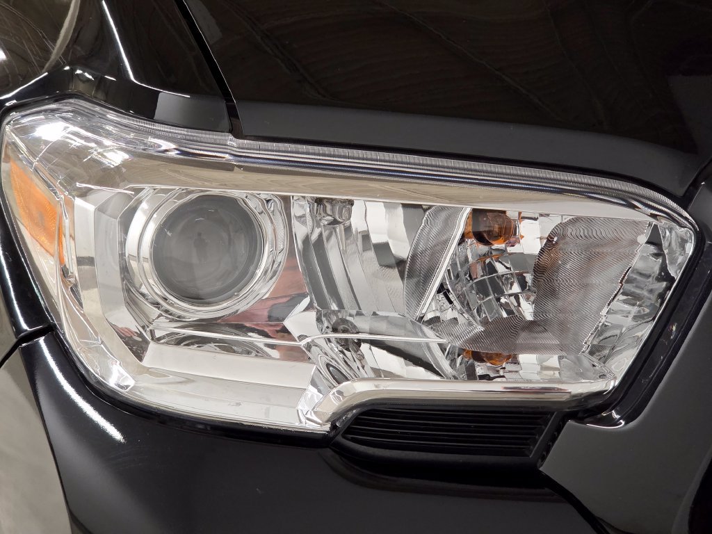 Used 2020 Black Toyota SR image 14