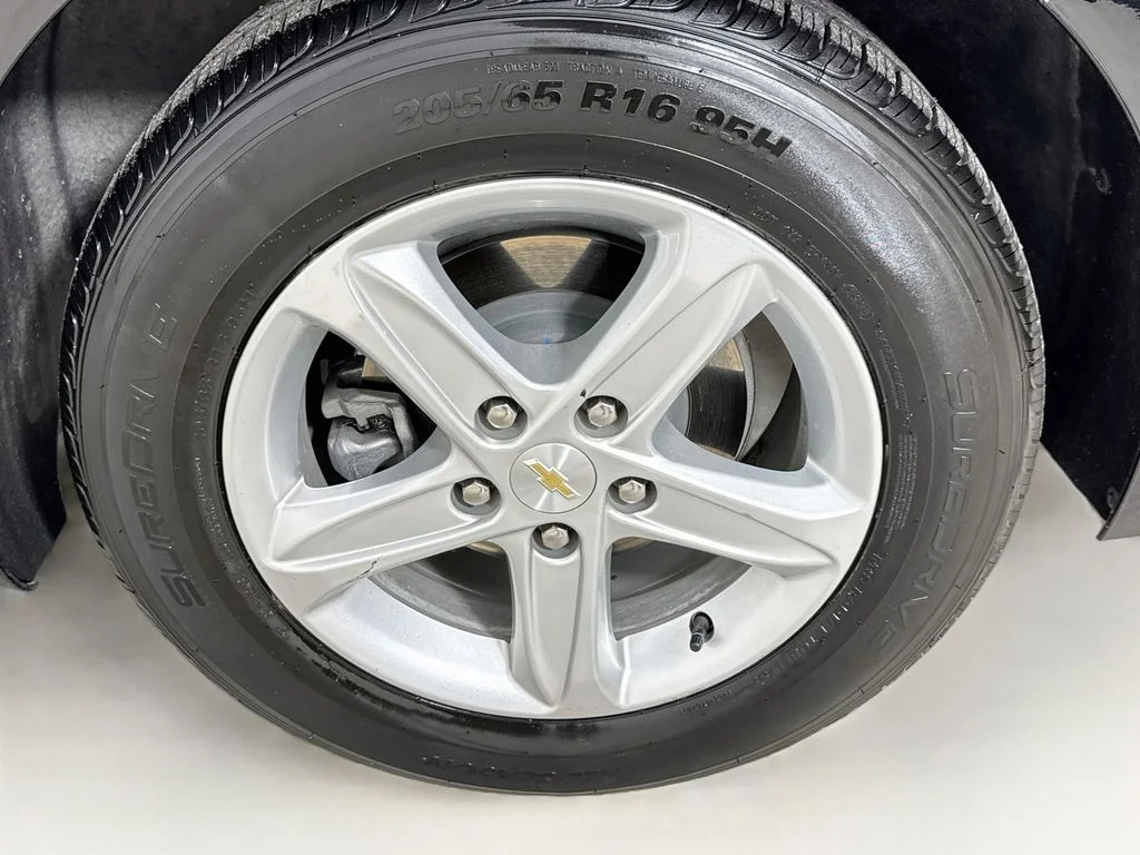 Used 2024 Black Chevrolet LT image 39