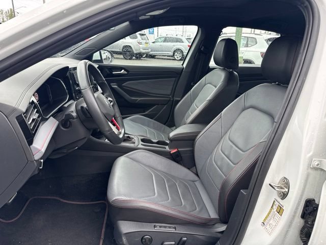 Certified Used 2025 Pure White Volkswagen Autobahn image 13