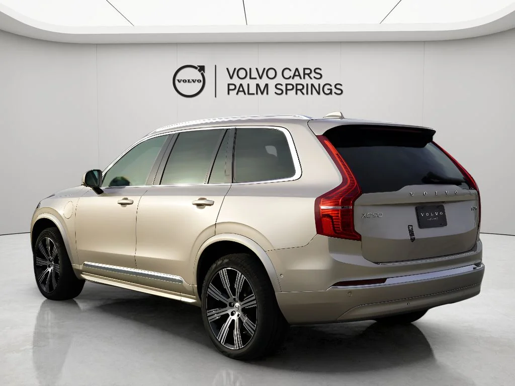 2025 Volvo XC90 Plus - Photo 7