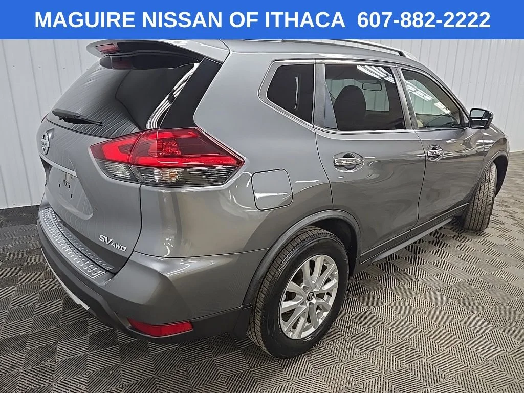 Used 2018 Gray Nissan SV image 10