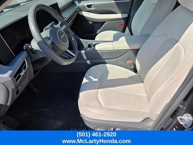 Used 2024 Onyx Black Hyundai SEL image 10