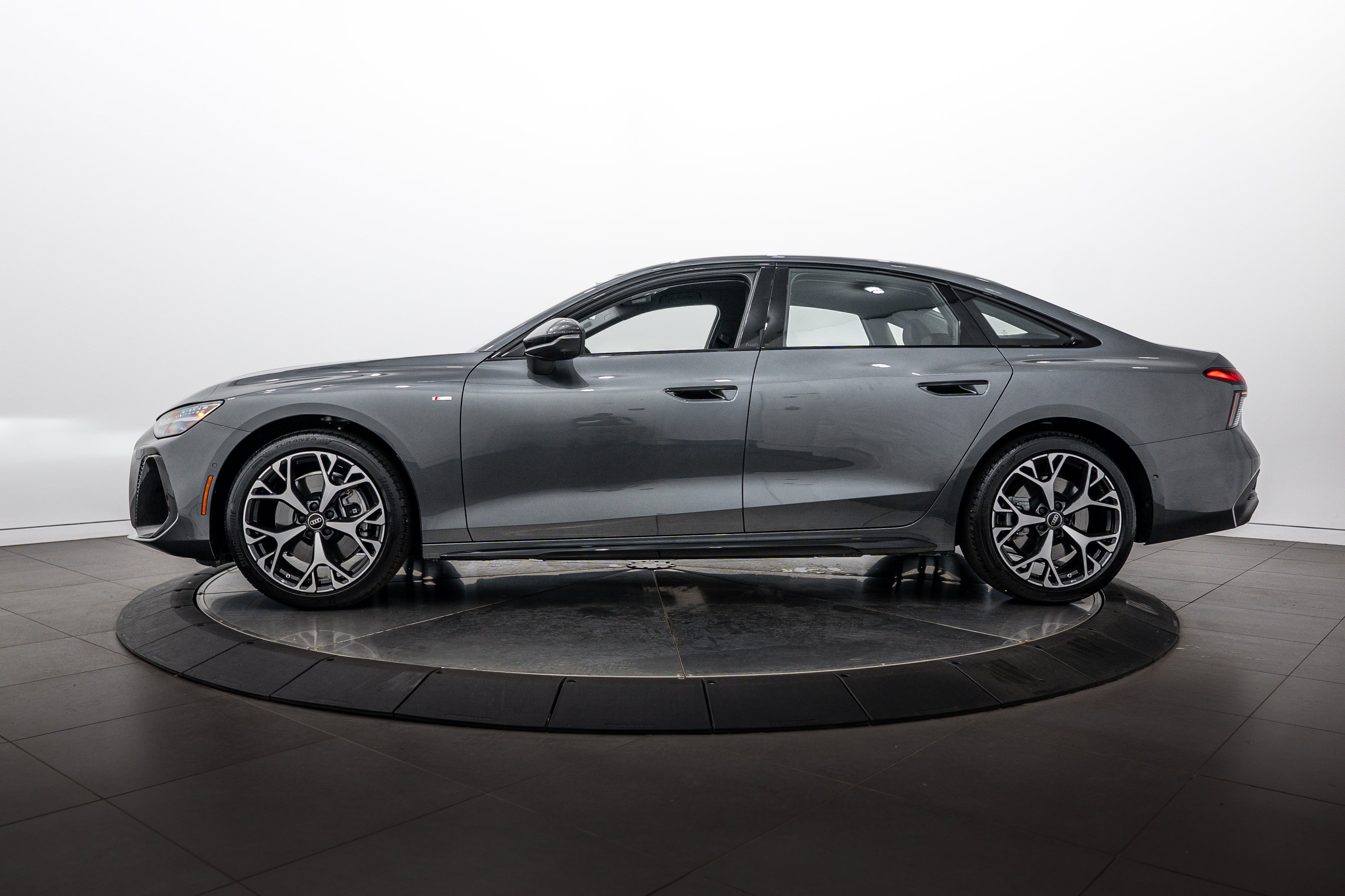Used 2026 Daytona Gray Pearl Effect Audi Premium Plus image 7