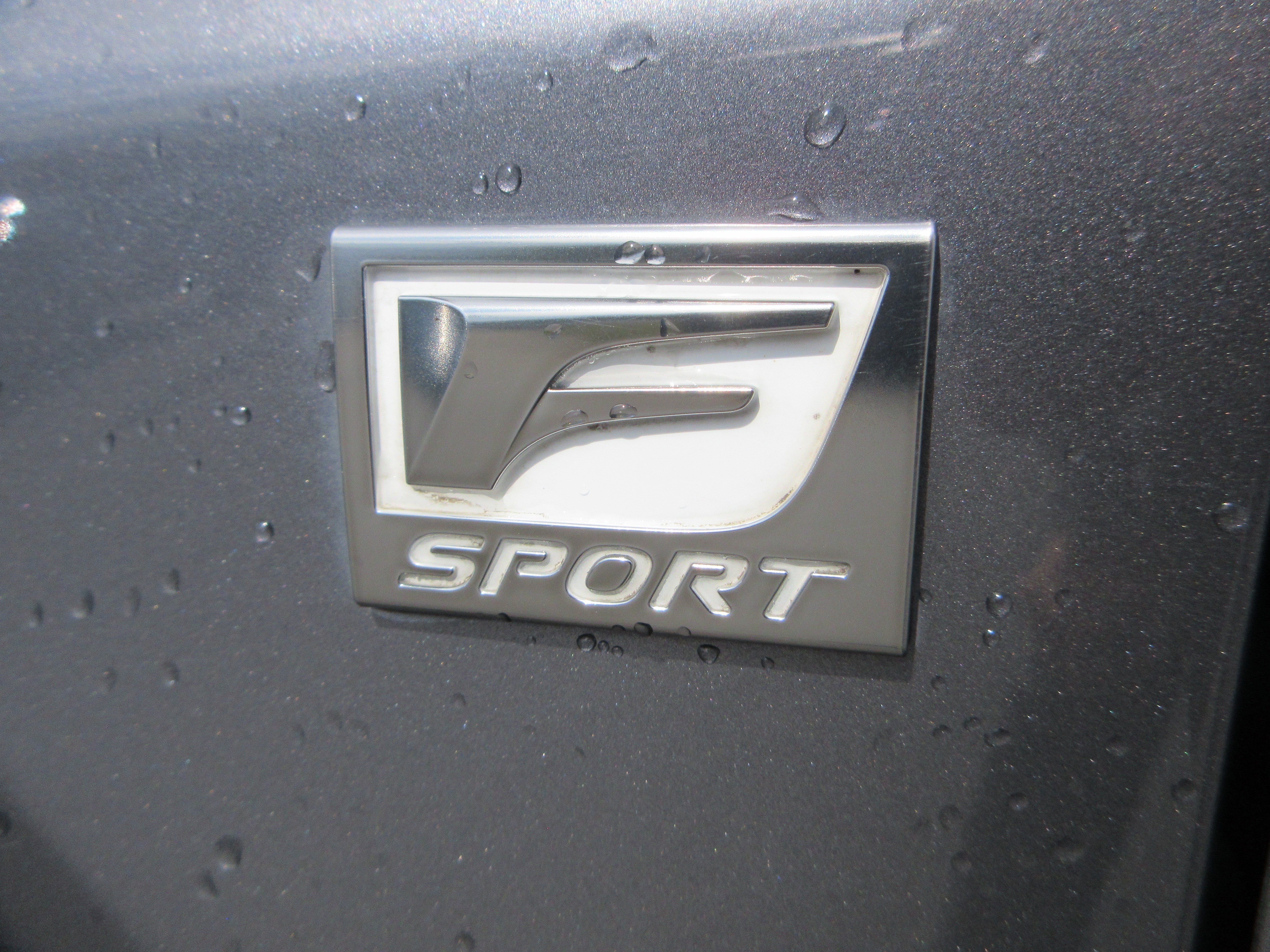 Used 2019 Nebula Gray Pearl Lexus 450h F Sport image 3