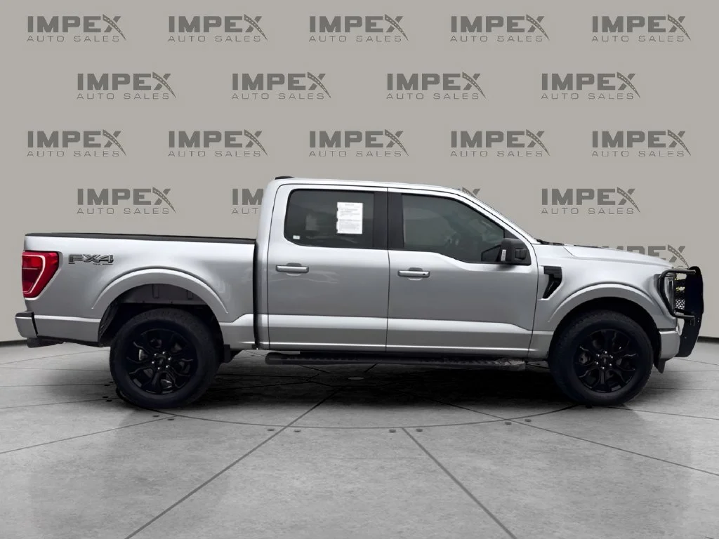 Used 2023 Silver Ford XLT image 6