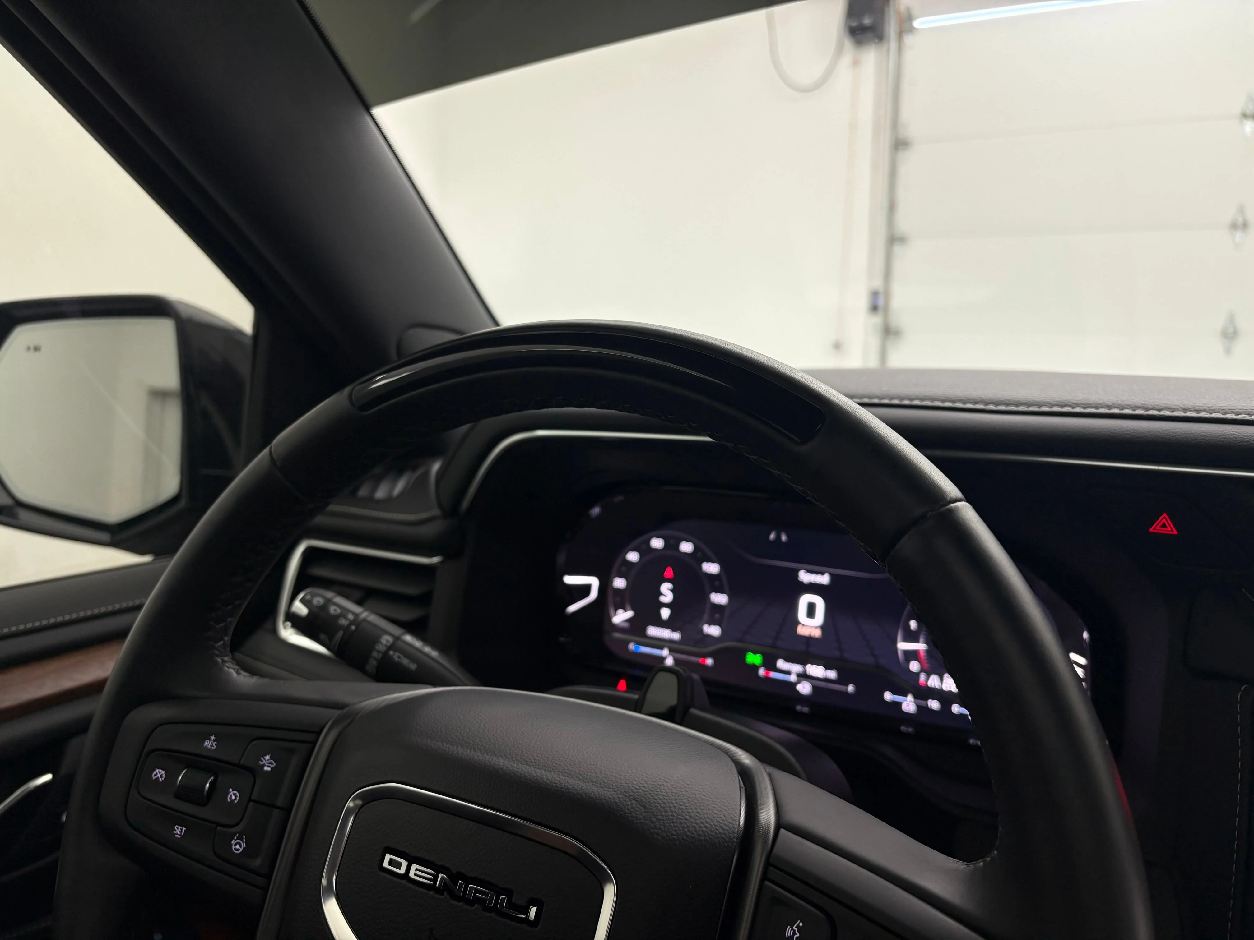 Used 2023 Onyx Black GMC Denali Ultimate image 6