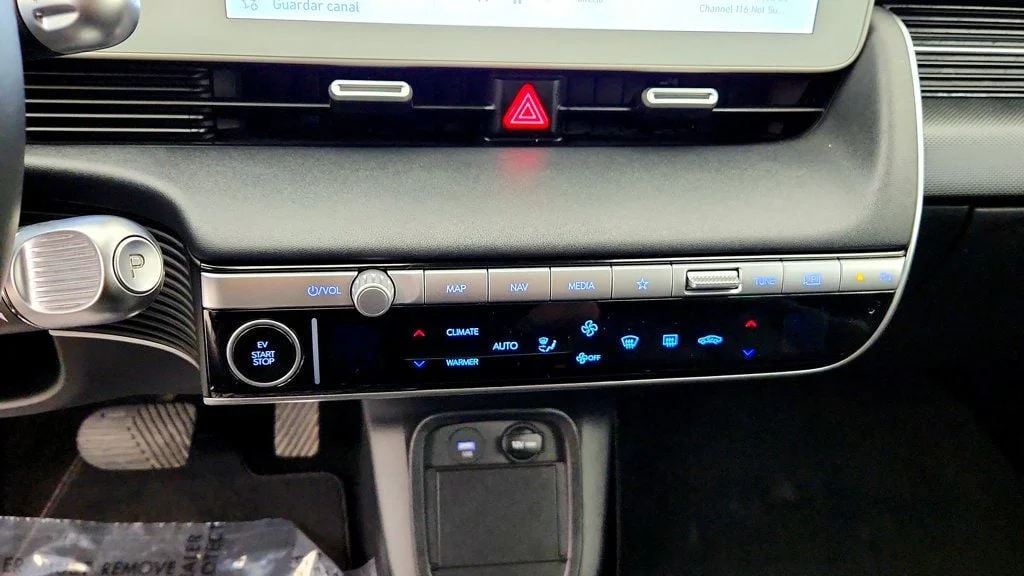 Used 2022 Cyber Gray Hyundai Limited AWD image 17