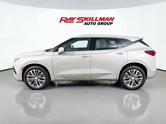 Used 2021 Gray Chevrolet Premier image 4