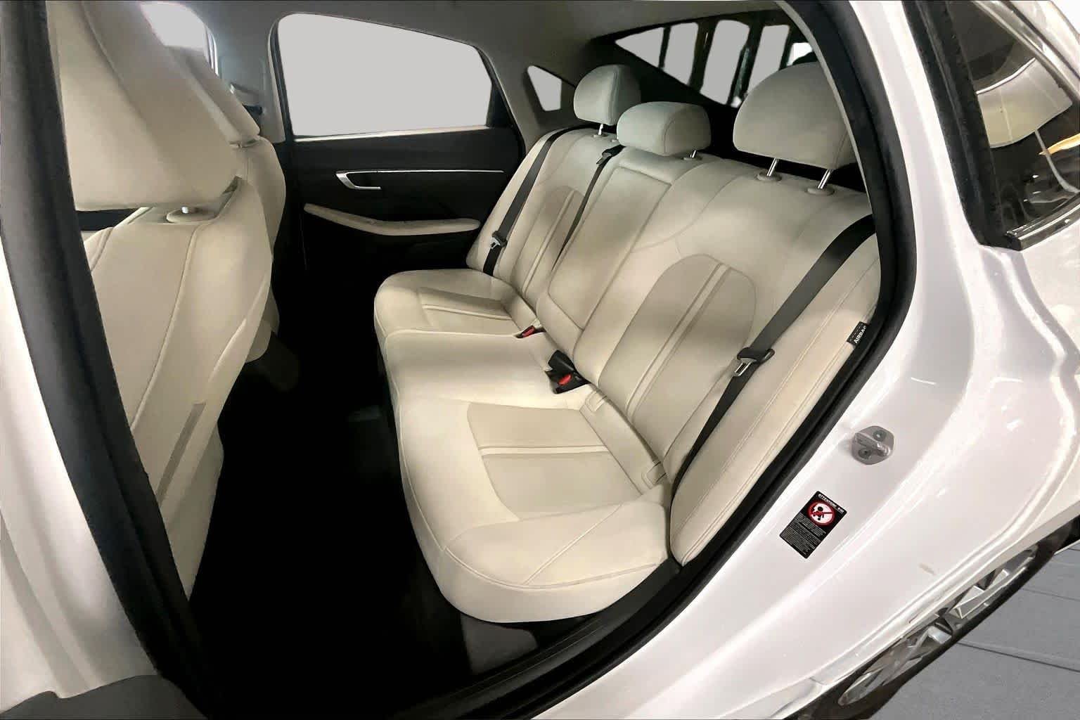 Used 2023 Serenity White Hyundai SEL image 21