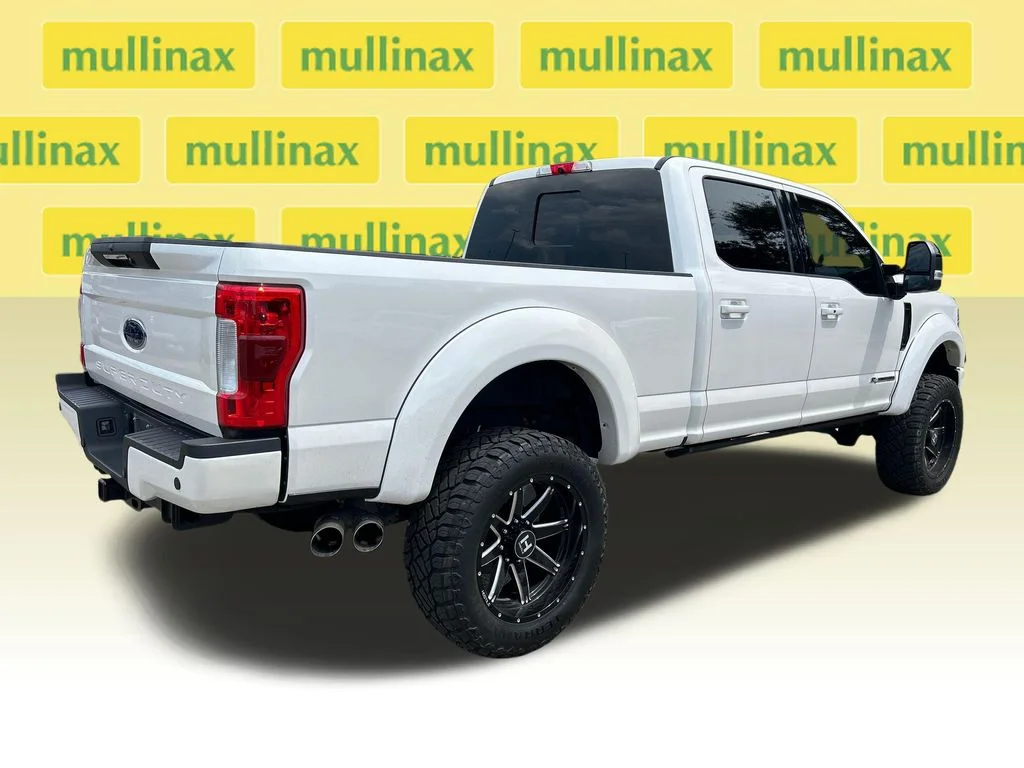 Used 2019 White Ford Lariat image 2