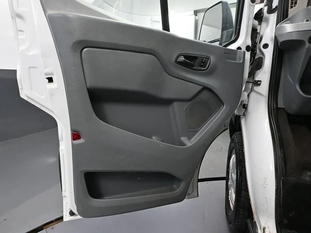 2018 Ford Transit Wagon XL - Photo 17