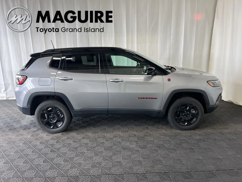 Used 2023 Silver Jeep Trailhawk image 2