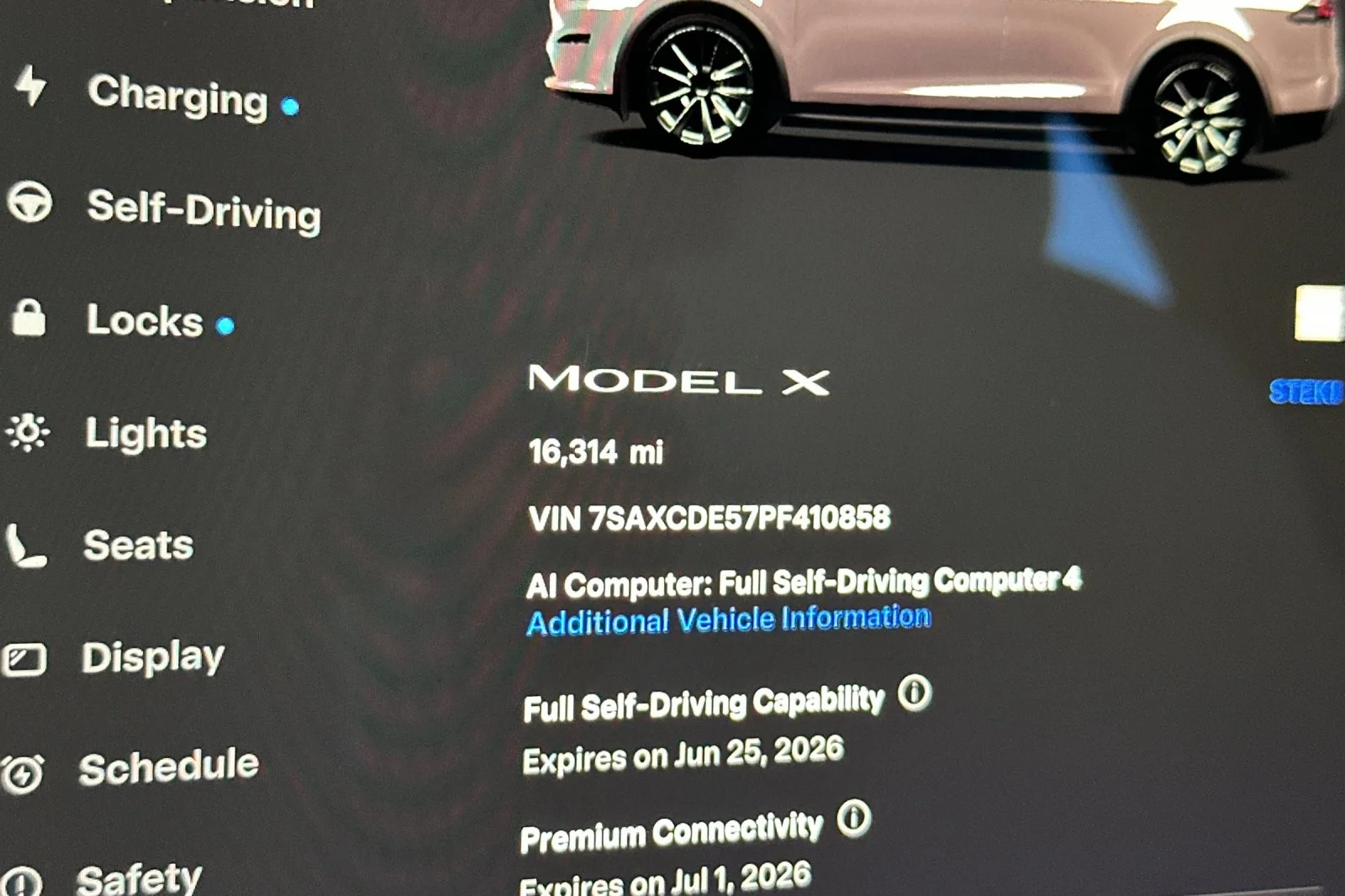 Used 2023 BLACK Tesla  image 24