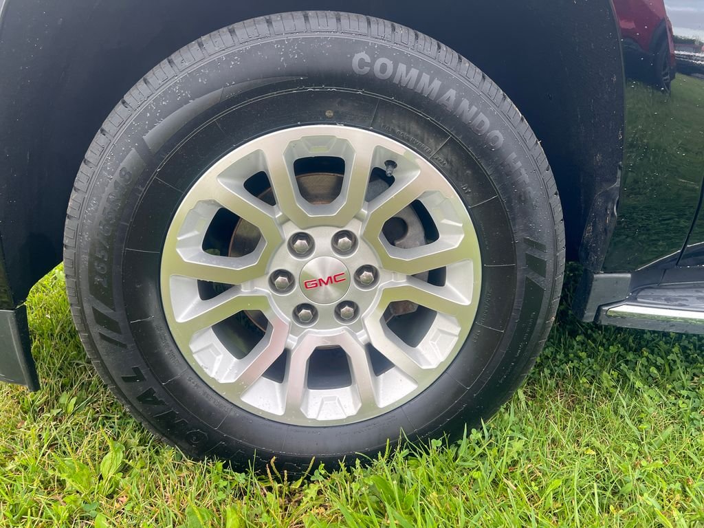 Used 2018 Black GMC SLT image 9