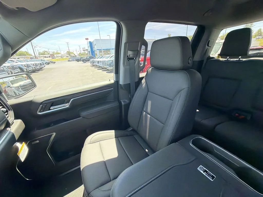 New 2026 Sterling Metallic GMC SLT image 30