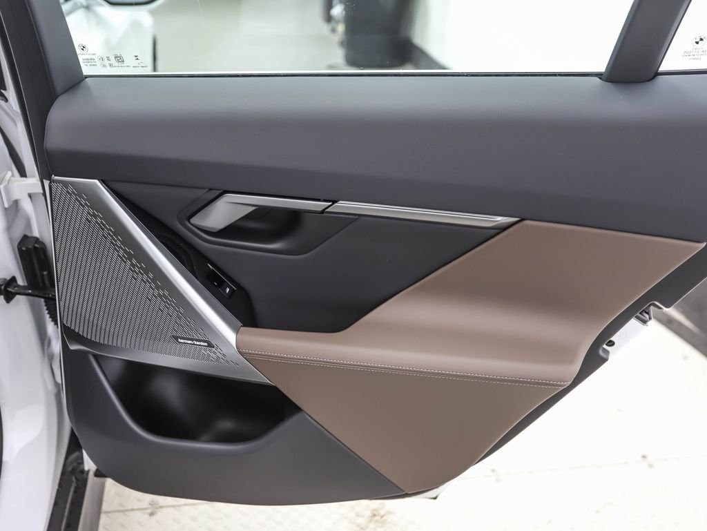2026 BMW 5 Series 530i - Photo 26