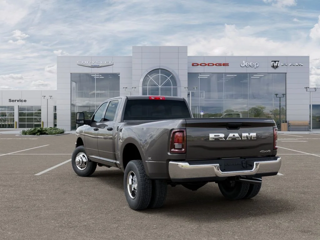 New 2026 Granite Crystal Metallic Clear-Coat Exterior Paint RAM Tradesman image 3