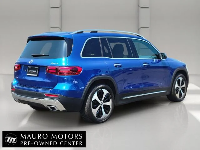 Used 2024 Blue Mercedes-Benz GLB 250 image 4