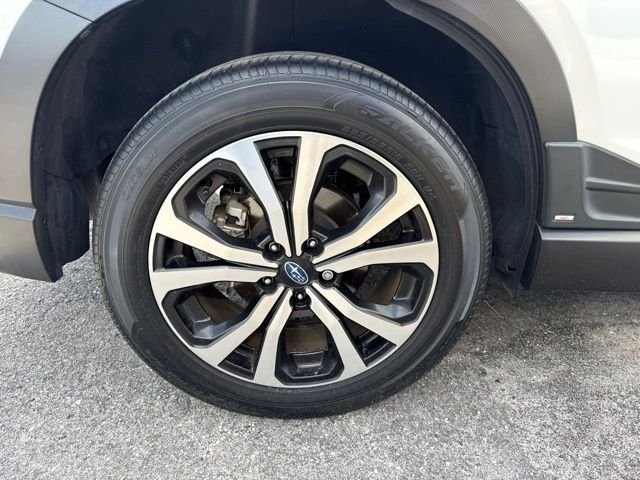 Used 2022 White Subaru Limited image 10
