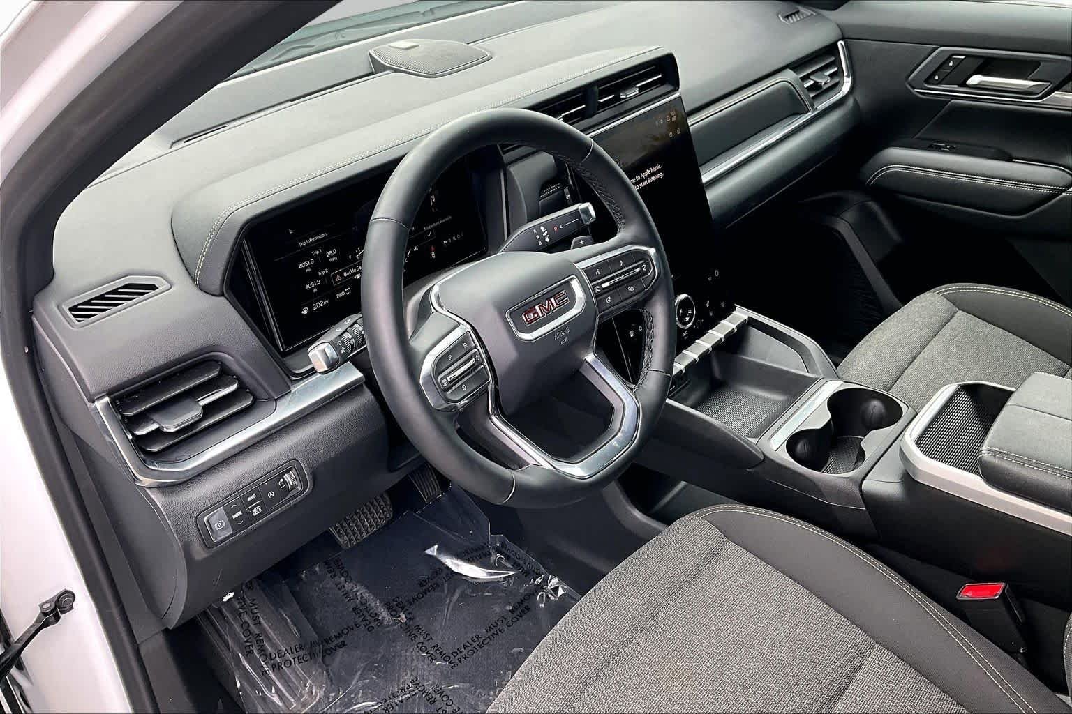 Used 2026 Summit White GMC AWD Elevation image 18