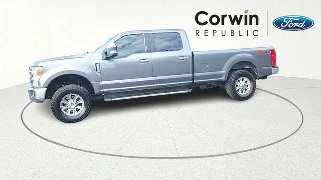 Used 2022 Gray Metallic Ford Lariat image 4
