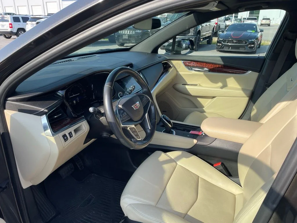 Used 2019 Brown Cadillac Luxury image 5