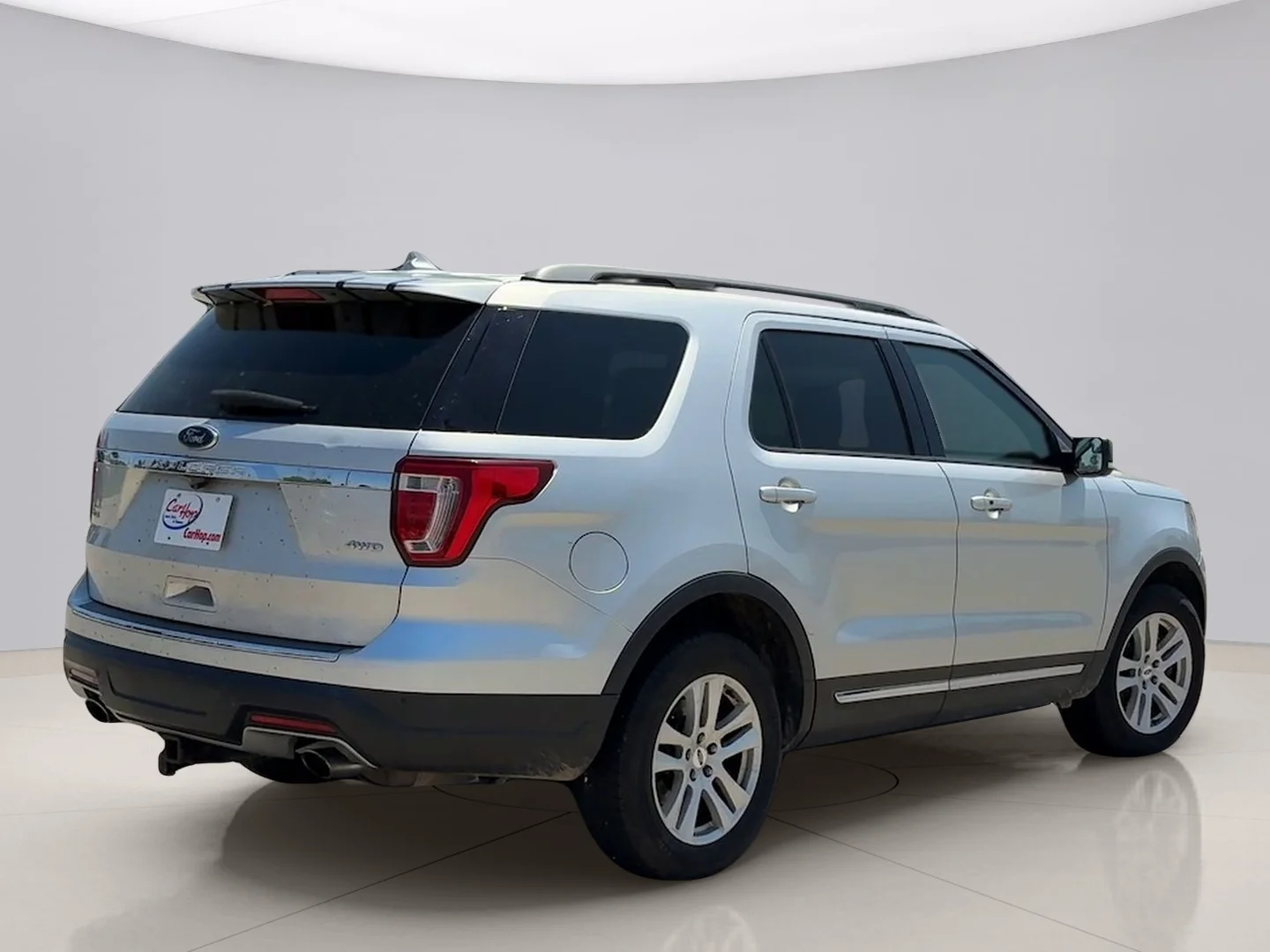 Used 2018 Silver Ford XLT image 5
