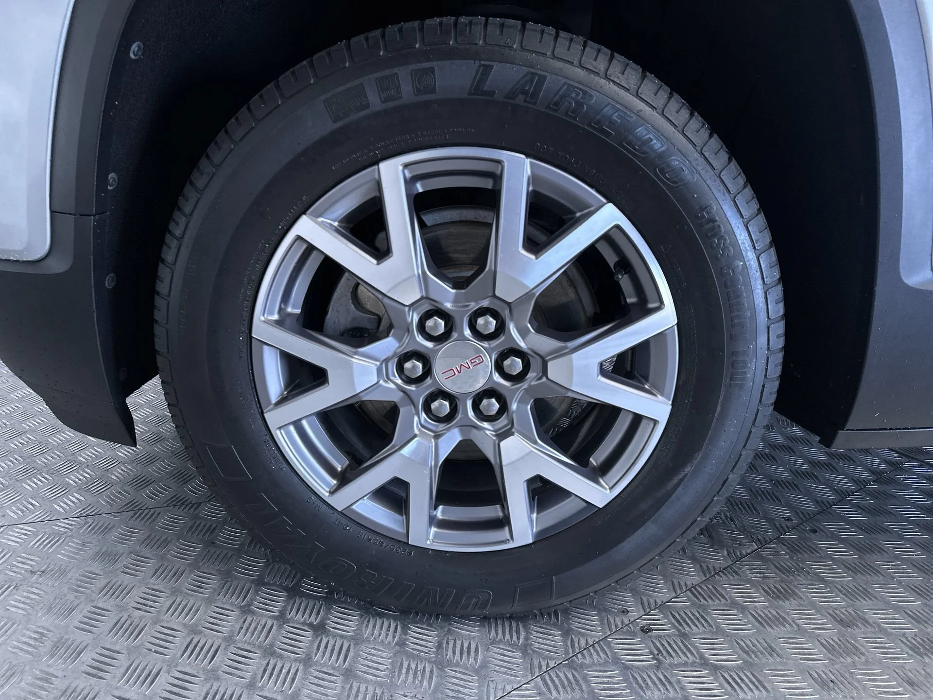 2020 GMC Acadia SLT - Photo 26
