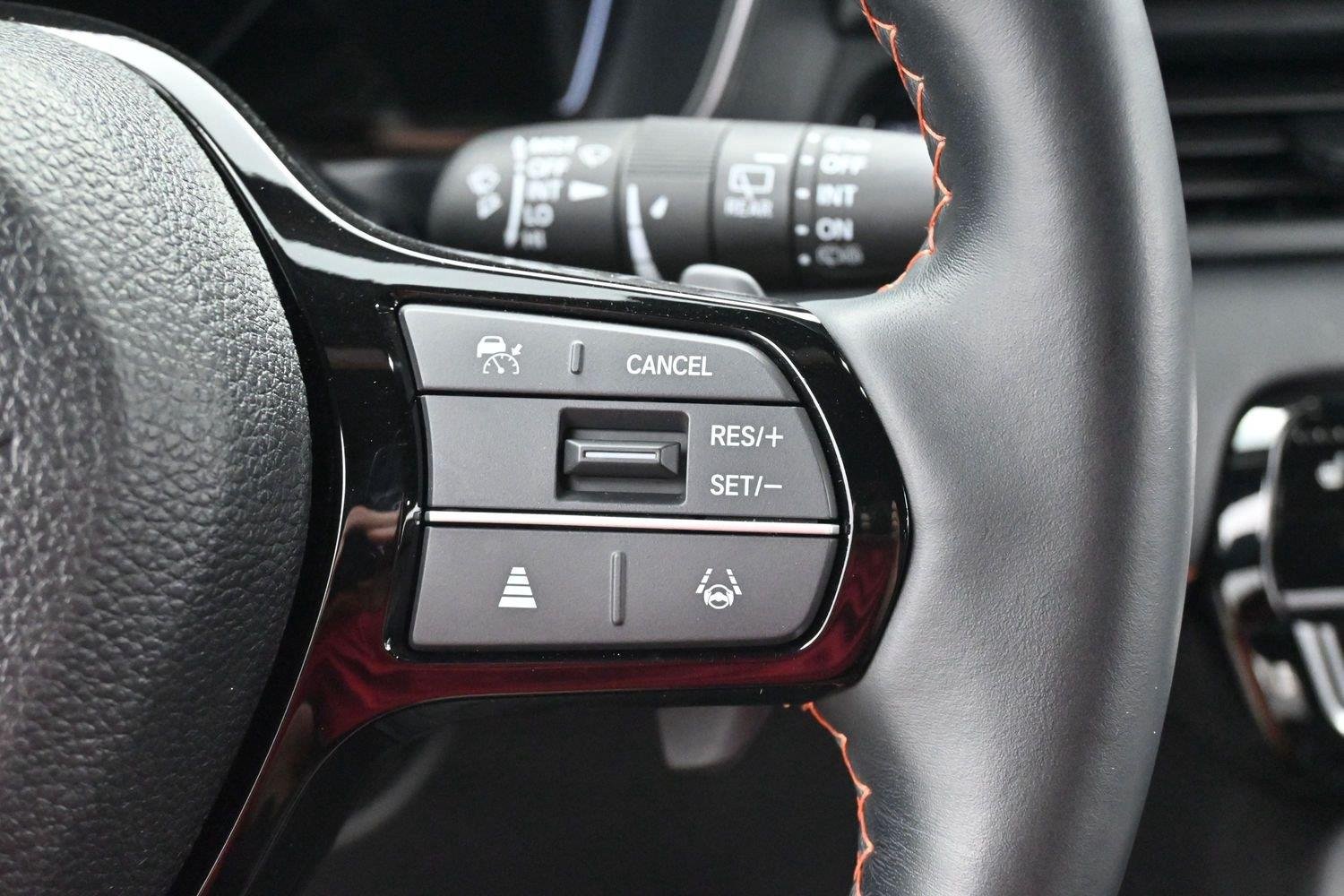 Used 2024 Platinum White Pearl Honda TrailSport image 22