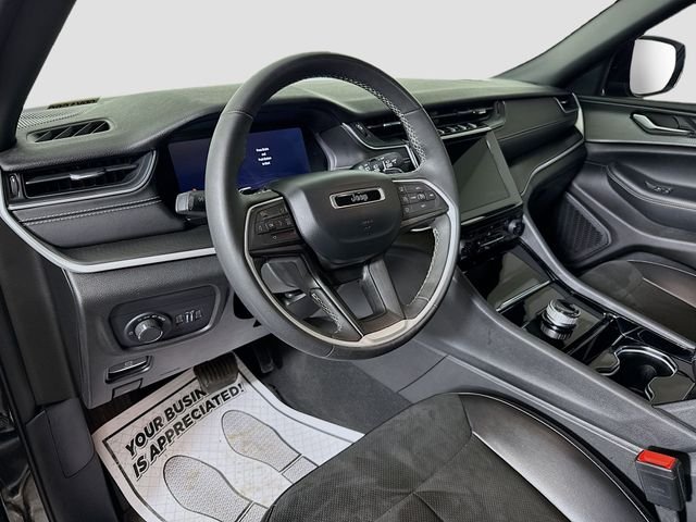 Used 2023 Black Jeep Altitude X image 9