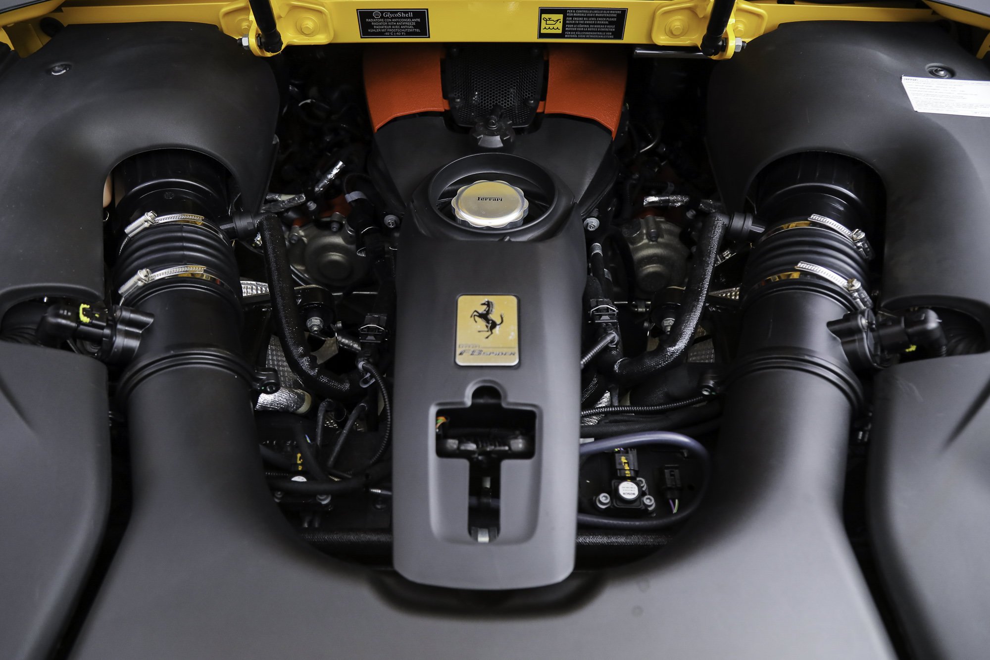 Used 2022 Yellow Ferrari  image 45