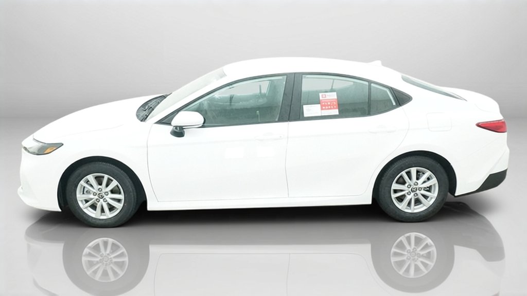 New 2026 Ice Cap Toyota LE image 2