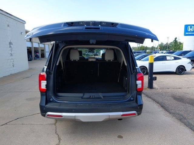 Used 2024 Blue Ford XLT image 36