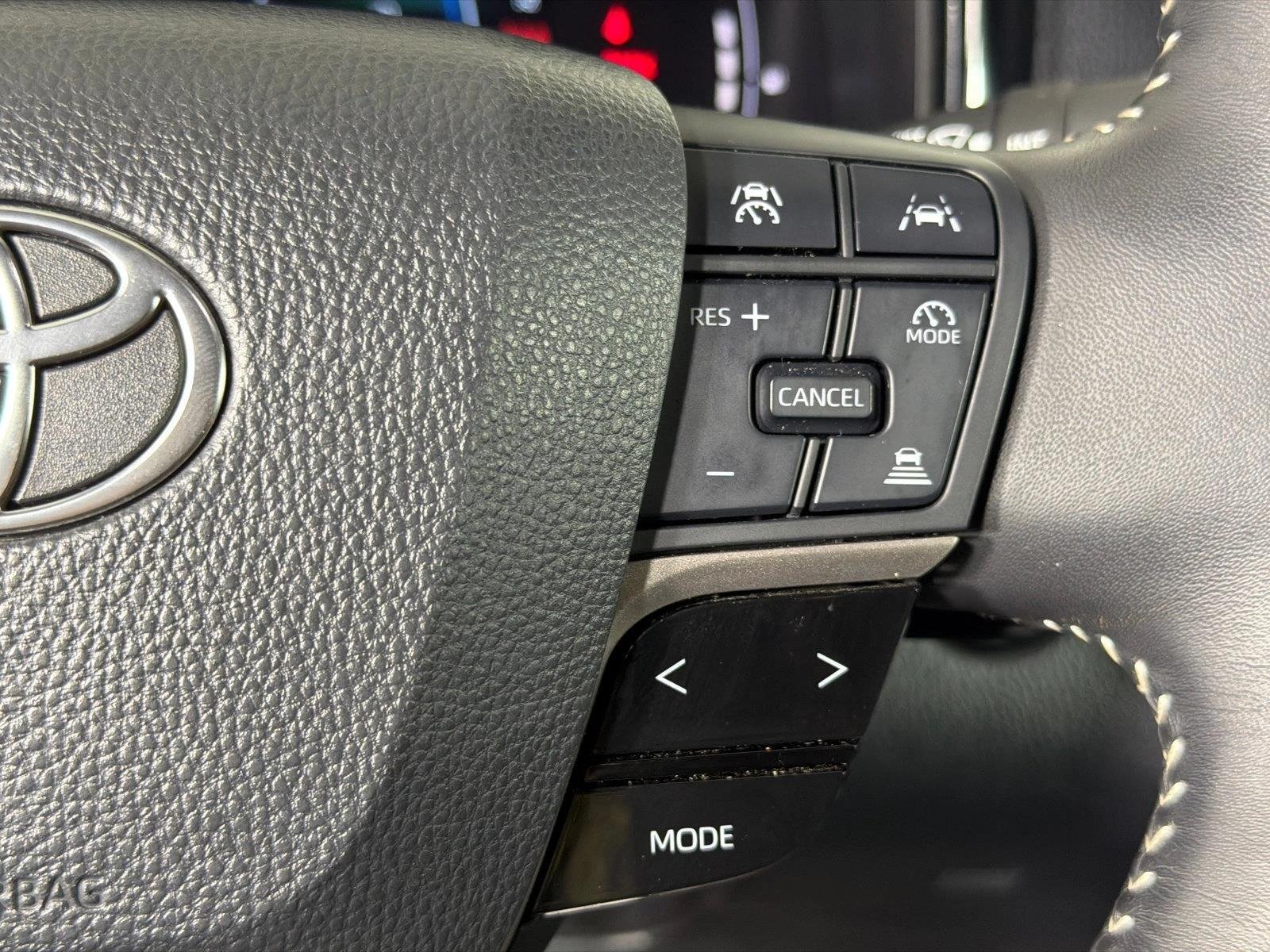 Used 2025 Heavy Metal Toyota SE image 25