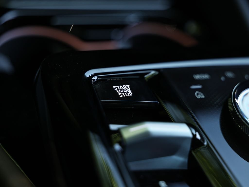 New 2027 Dark Graphite Metallic BMW 530i image 40