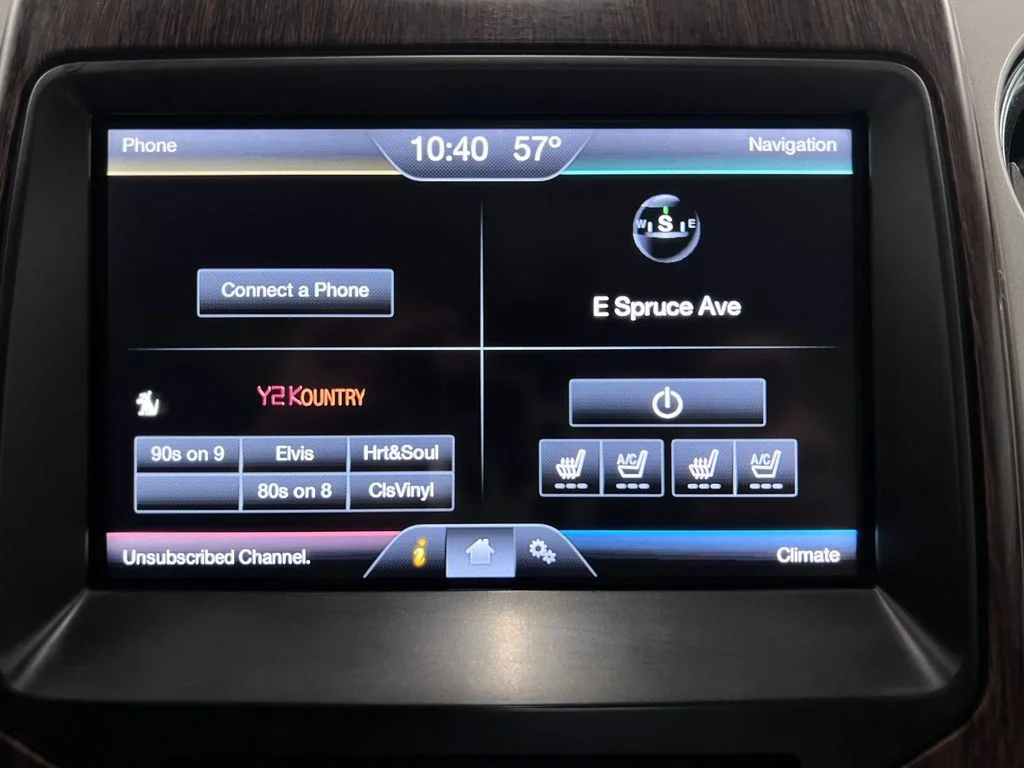 Used 2013 White Platinum Metallic Tri-Coat Ford Lariat image 18